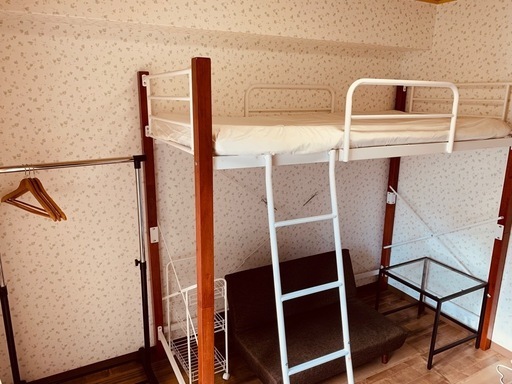 美品　ロフトベッド