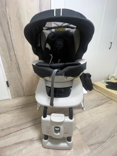 車用チャイルドシート