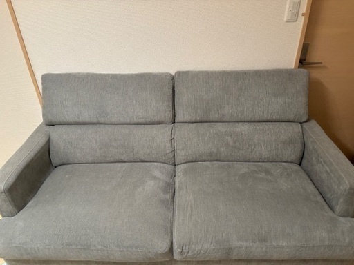 ニトリ　サザーラ　グレー