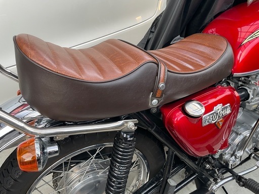 HONDA CB750 RC42 ホンダ タックロール バイクシート張替え CB750FOUR