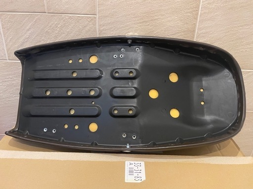 CB750k用アンコ抜きシート CB750Kアンコ抜きシート | 旧車バイク