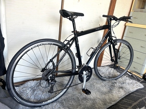 TREKクロスバイク27インチSHIMANO 24段変速マットブラック TREK FX 3