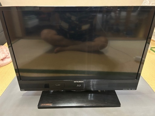 商談中\nブルーレイドライブ付き液晶テレビ