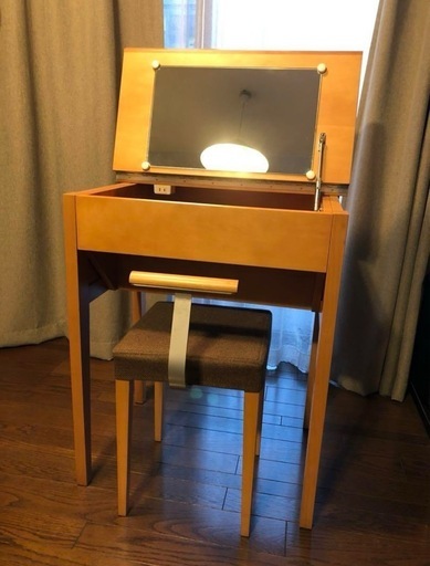 ACTUS アクタスドレッサー 木製 コンセント付き 椅子付