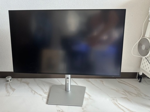 DELL U3223QE 31.5インチ 4K hub monitor （2024年3月購入）