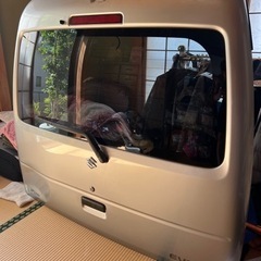 エブリィ　バックドア