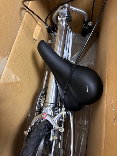 新品　限定色　ハイポリッシュ　キャリーミー　折りたたみ自転車\n