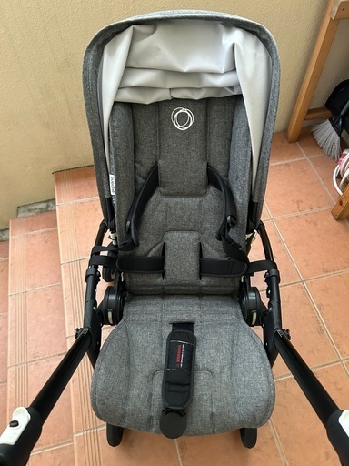 バガブーbee5 グレー 良品】bugaboo bee5ベビーカー ブラック＆ライト