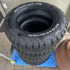 BFGoodrich オールテレーン All-Terrain T/A　215/70/16　4本セット　ホワイトレター