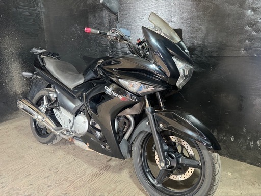 ★支払い総額11.2万円★書類完備！始動動画もあります♪ スズキ GSR250F 夜も安心！LEDヘッドライト！ リアキャリア付き！ ツーリングも楽々！ ☆支払い総額11.2万円☆書類完備！始動動画もあります♪ スズキ GSR250F
