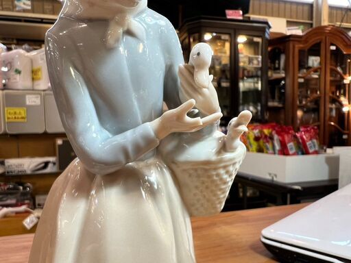 愛品館八千代店】リヤドロ 羊飼いの少女とアヒル 楽天市場】リヤドロ 羊