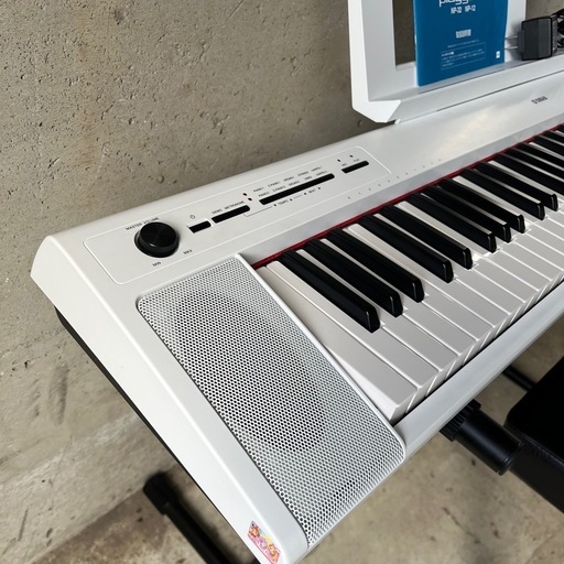 YAMAHA NP-32WH piaggero（ピアジェーロ） Y☆674 ヤマハ 電子ピアノ