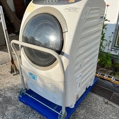 PANASONIC NA-VR2600Lドラム式洗濯機9kg