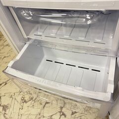  19379  MITSUBISHI 一人暮らし1D冷凍庫 2021年製 121Ｌ ◆大阪市内・東大阪市他 6,000円以上ご購入で無料配達いたします！◆ ※京都・高槻・枚方方面◆神戸・西宮・尼崎方面◆生駒方面、大阪南部方面　それぞれ条件付き無料配送あり！            