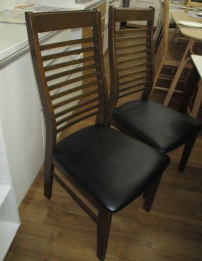 R619 モダンダイニング5点セット、4人用ダイニングセット、幅135cm Used R619 モダンダイニング5点セット、4人用ダイニングセット、幅135cm