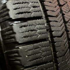BS BRIDGESTONE BLIZZAK VRX2 205/60R16 16インチ スタッドレス 4本 22年製 バリ溝 プリウスα ノア ヴォクシー等　(KTF075)