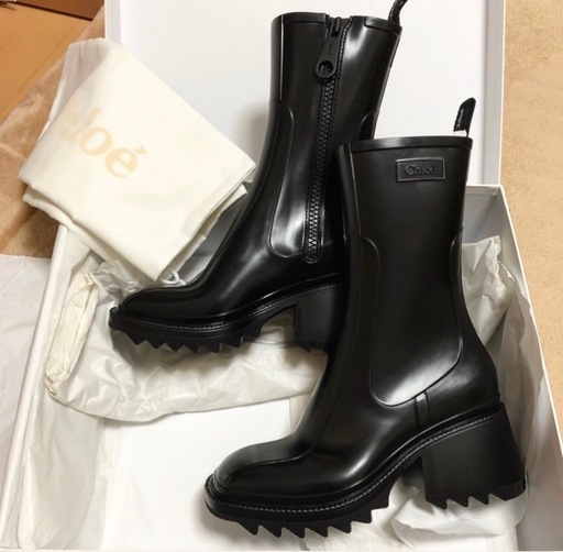 定価¥ 86,900 クロエ　新品ブーツ