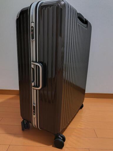 国際線無償受託サイズのスーツケース(新品・未使用)
