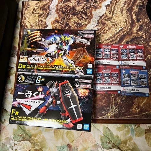 ガンプラ一番くじ　D賞とF賞