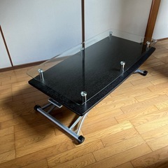 ガラスの昇降テーブル　リフティングテーブル