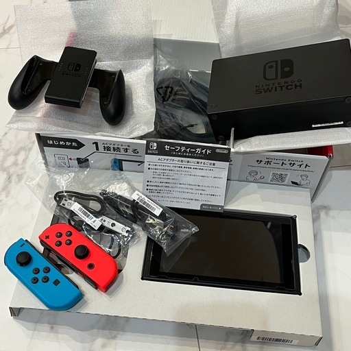 【中古品】箱、付属品付きSwitch
