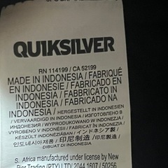 【1回のみ使用ほぼ傷汚れなし超美品です！！】QUIKSILVER スノーウェア 上下セット