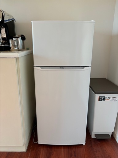 冷蔵庫　130L