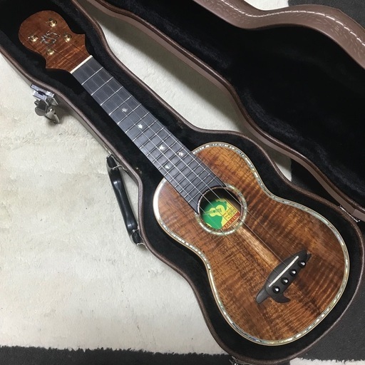 レア BIG ISLAND ソプラノウクレレ 初期モデル ハードケース付