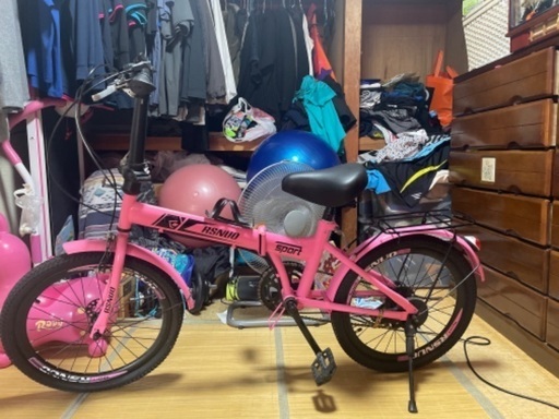 折りたたみ自転車。ギア付き。
