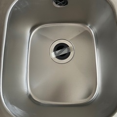 ⭐️未使用　業務用ステンレス二層シンク　パイプ付き