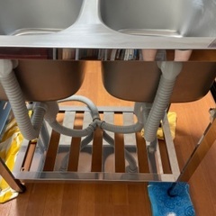 ⭐️未使用　業務用ステンレス二層シンク　パイプ付き