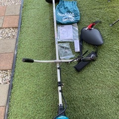 リアルファー毛皮/マフラー ショール-新品未使用マキタ エンジン刈払機 MEM2300U [22.2mL] 【草刈機 草刈り機 草刈器 刈払機 刈払い機 刈払器 刈払 刈払い 草刈 草刈り エンジン式 エンジン】