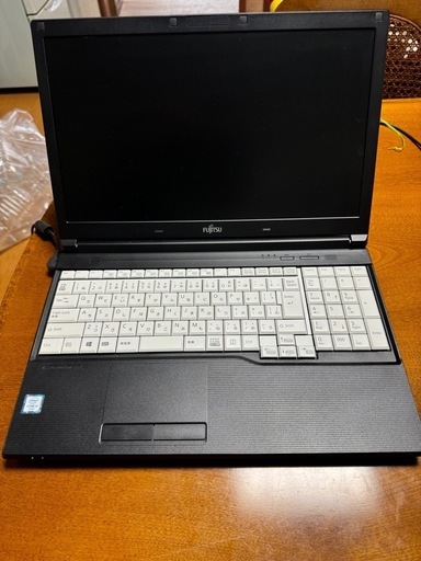 富士通 LIFEBOOK A576/N Windows11 DVD-ROM ノート