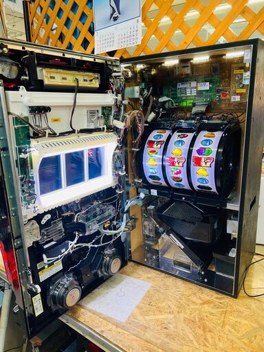 A‐SLOT 偽物語 スロット実機