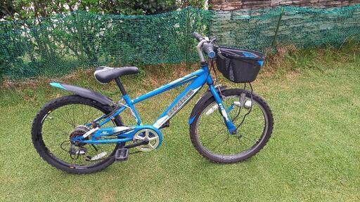 【受付終了】自転車　22インチ