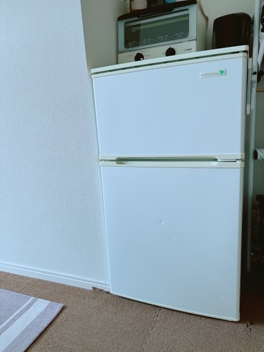 【中古品】YAMADA ノンフロン冷凍冷蔵庫 YRZ- C09B1
