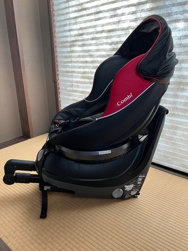 combi ISOFIX　チャイルドシート