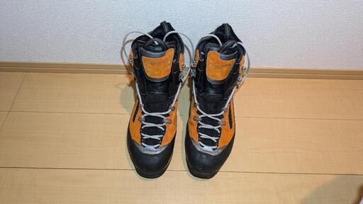 AKU 冬山用登山靴