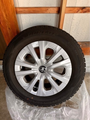 195/65R15スタッドレスタイヤ