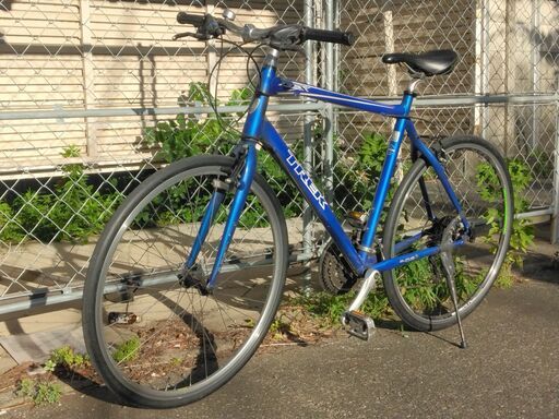 TREK 　クロスバイクです。　前後タイヤ新品交換済みです。