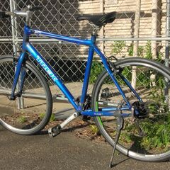 TREK 　クロスバイクです。　前後タイヤ新品交換済みです。