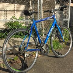 TREK 　クロスバイクです。　前後タイヤ新品交換済みです。