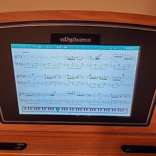 Roland10.1inciモニター付電子ピアノ 22万円で購入