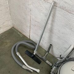 【National】 ナショナル 業務用 電気掃除機 ウェットバキューム MC-G660W 業務用掃除機 床洗い N0333