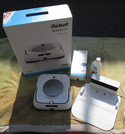 ☆アイロボット iRobot Braava m6138 床拭きロボット 自動掃除機 ブラーバ◆留守の間に部屋中綺麗に！留守番よろしく！ロボットクリーナー