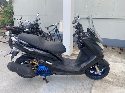 YAMAHAマジェスティs\n