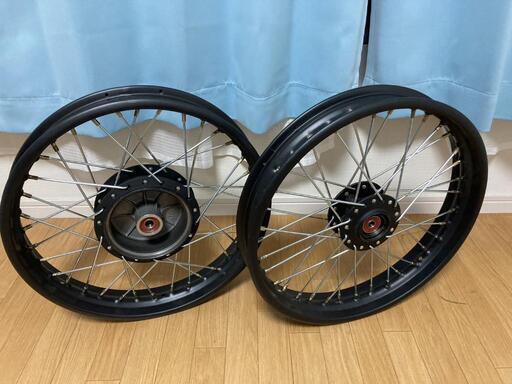 gn−125 17インチスポークホイール セット