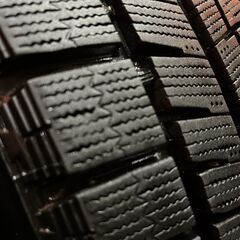 BS BRIDGESTONE ICEPARTNER2 215/45R17 17インチ スタッドレス 4本 20年製 バリ溝 プリウス レクサスCT カローラツーリング等　(KTG072)