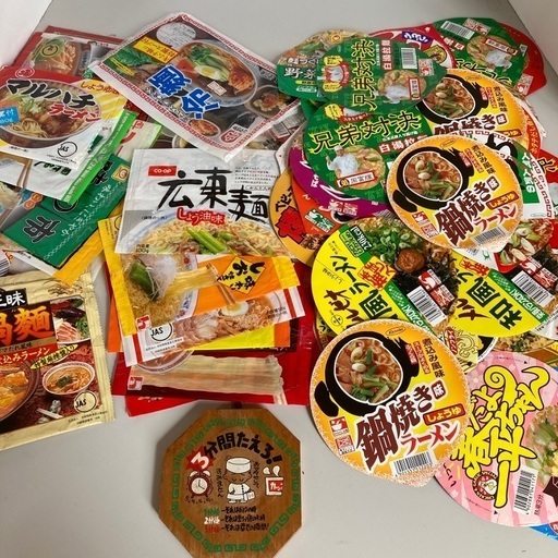 インスタントラーメン空袋とフタとおもし　145枚