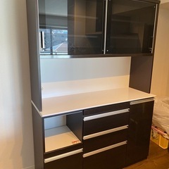 商談中】食器棚 値下げ可能です！
